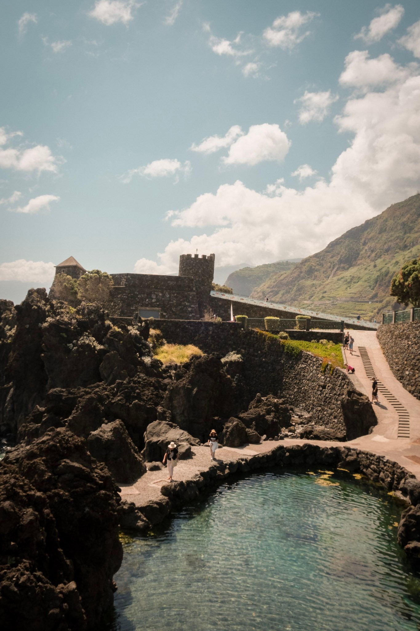 Madeira  · 23