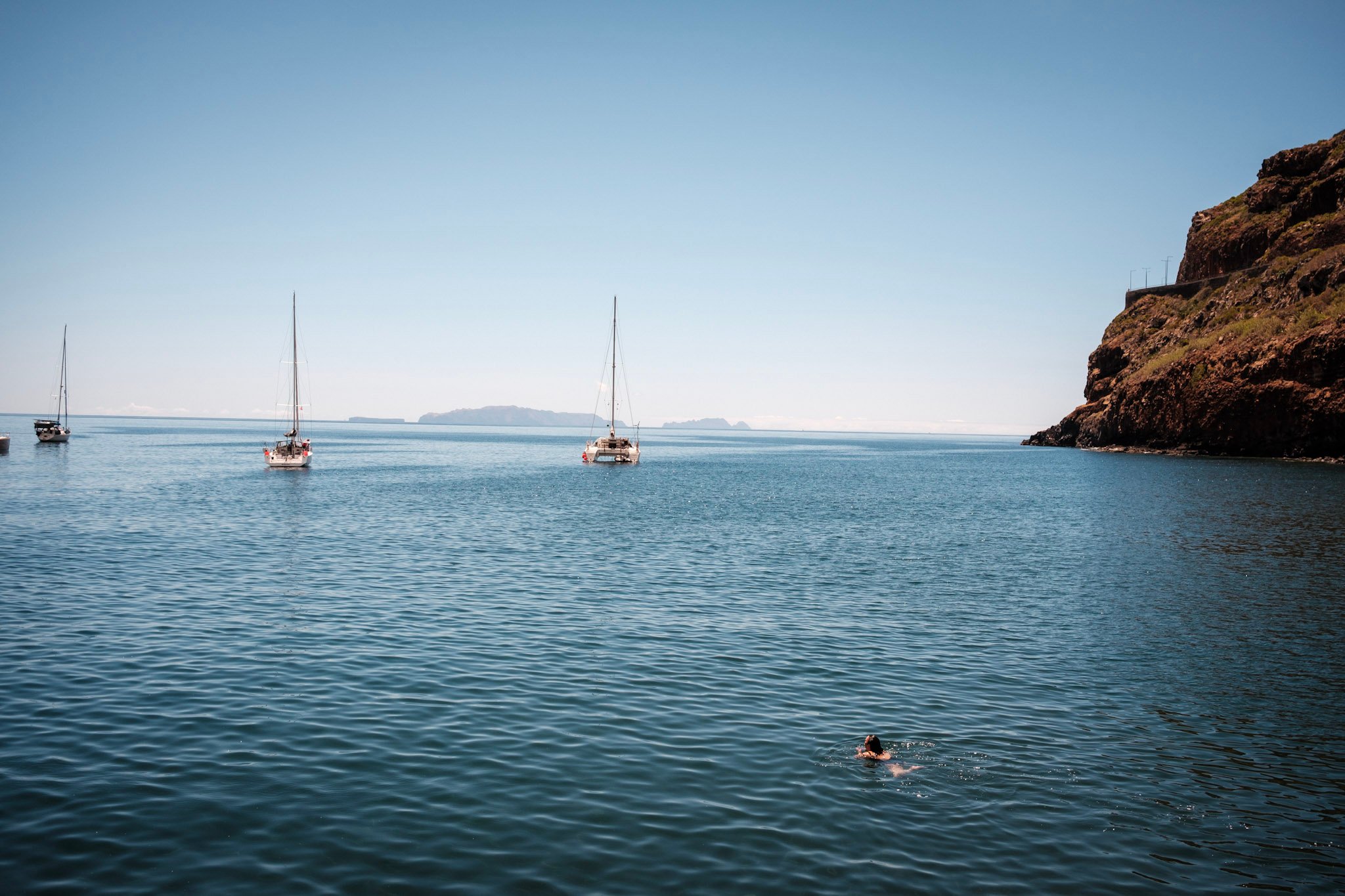 Madeira  · 77